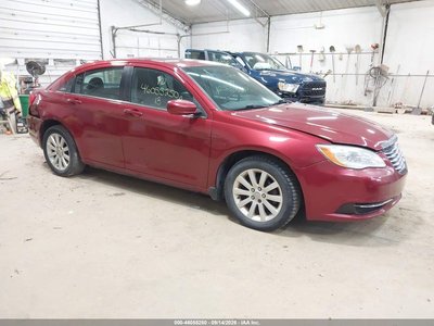 1C3CCBBB7DN****** 2013 Chrysler 200