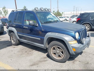 1J4GK38K35W****** 2005 Jeep Liberty