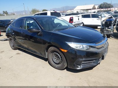2HGFC2F52JH****** 2018 Honda Civic