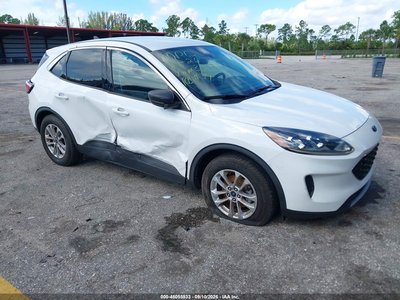 1FMCU0G68NU****** 2022 Ford Escape