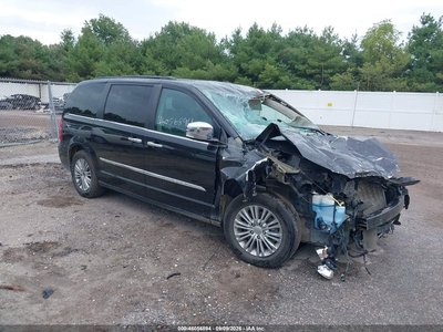 2C4RC1CG3GR****** 2016 Chrysler Town & Country