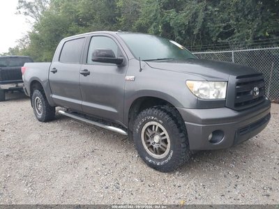 5TFDW5F16BX****** 2011 Toyota Tundra