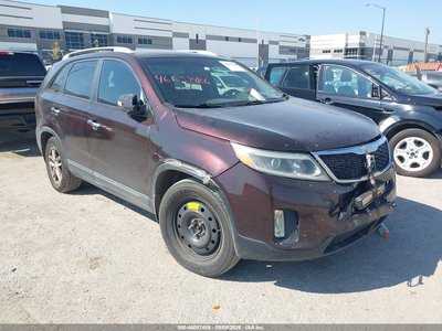 5XYKT3A64EG****** 2014 Kia Sorento