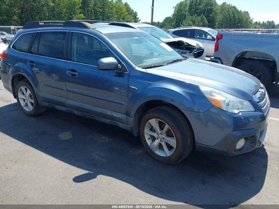 4S4BRCKCXD3****** 2013 Subaru Outback