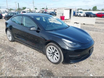 5YJ3E1EB9NF****** 2022 Tesla Model 3