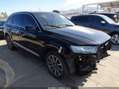 WA1LHAF78JD****** 2018 Audi Q7