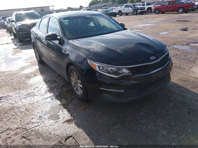 5XXGT4L33HG****** 2017 Kia Optima