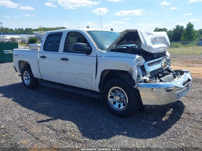 3GCPKSE72DG****** 2013 Chevrolet Silverado 1500