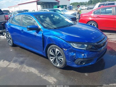 JHMFC1F30JX****** 2018 Honda Civic