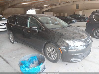2C4RC1DG8HR****** 2017 Chrysler Pacifica