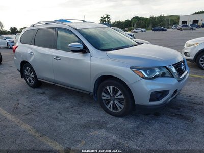 2017 Nissan Pathfinder