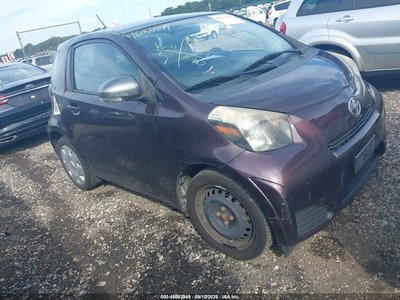 JTNJJXB09DJ****** 2013 Scion iQ