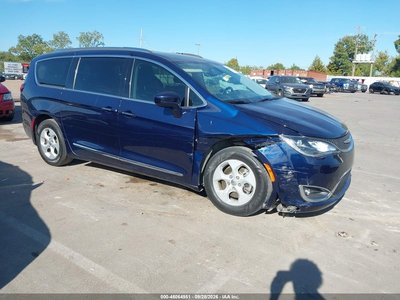 2C4RC1EG8HR****** 2017 Chrysler Pacifica