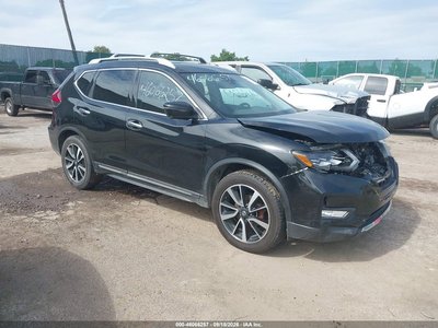 5N1AT2MVXHC****** 2017 Nissan Rogue