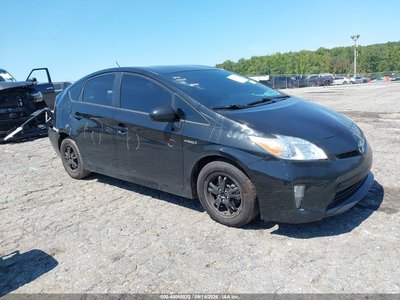 JTDKN3DU4E0****** 2014 Toyota Prius