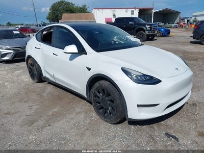 5YJYGDEE9MF****** 2021 Tesla Model Y