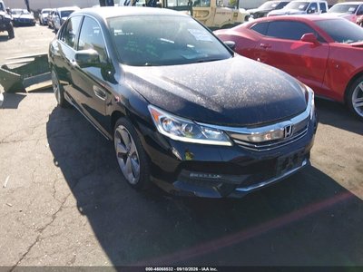1HGCR2F83GA****** 2016 Honda Accord