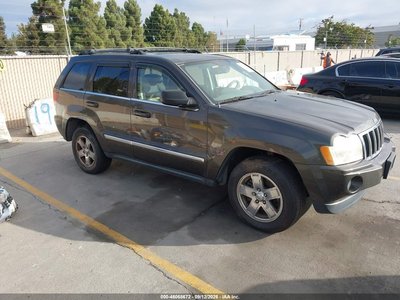 1J8HS58N15C****** 2005 Jeep Grand Cherokee