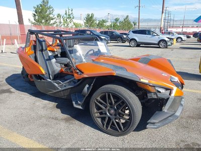 57XAAPFAXF5****** 2015 Polaris Slingshot
