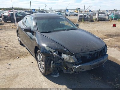 1HGCS1B73CA****** 2012 Honda Accord