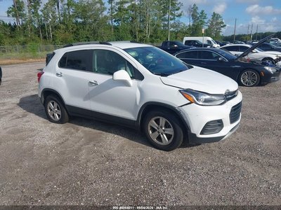 3GNCJLSB4HL****** 2017 Chevrolet Trax
