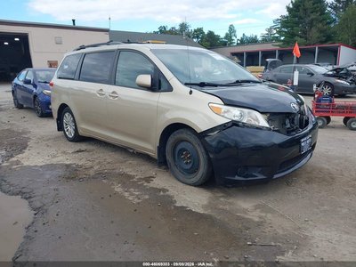 2014 Toyota Sienna