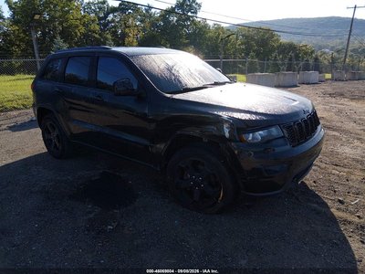 1C4RJFAGXJC****** 2018 Jeep Grand Cherokee