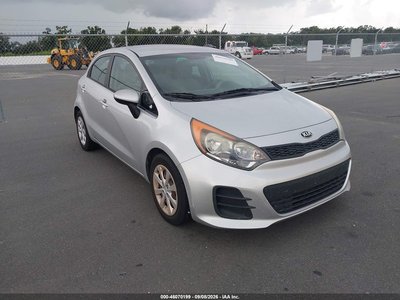 KNADM5A34G6****** 2016 Kia Rio