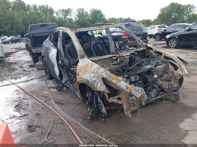 5YJYGDEF2LF****** 2020 Tesla Model Y