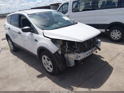 1FMCU0F73HU****** 2017 Ford Escape