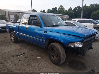 3B7HC12Y3YG****** 2000 Dodge Ram 1500