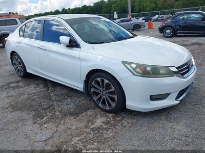 1HGCR2F57FA****** 2015 Honda Accord