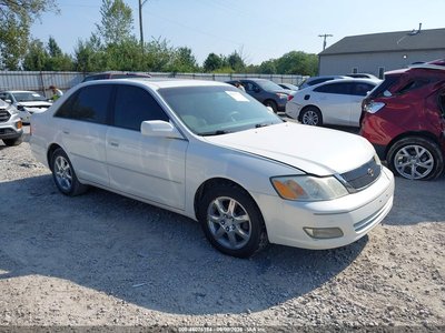 4T1BF28B82U****** 2002 Toyota Avalon