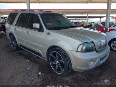 5LMFU28RX4L****** 2004 Lincoln Navigator