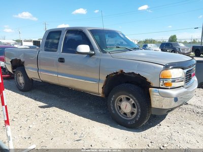 1GTEK19T7YE****** 2000 GMC Sierra 1500
