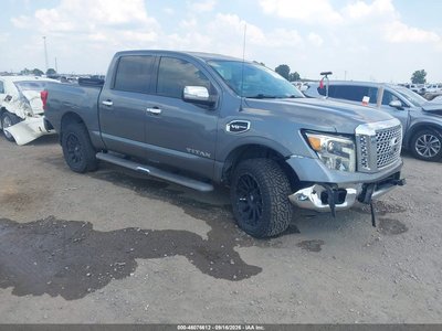 1N6AA1E58HN****** 2017 Nissan Titan