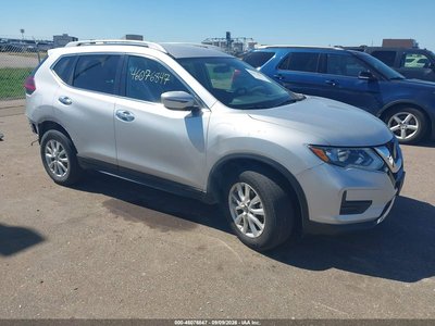 5N1AT2MV2JC****** 2018 Nissan Rogue