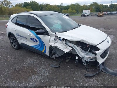 1FMCU9G69NU****** 2022 Ford Escape
