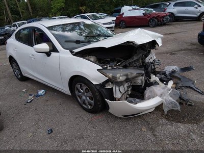 JM1BM1T75G1****** 2016 Mazda 3