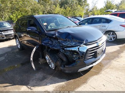 3GNKBJRS1LS****** 2020 Chevrolet Blazer