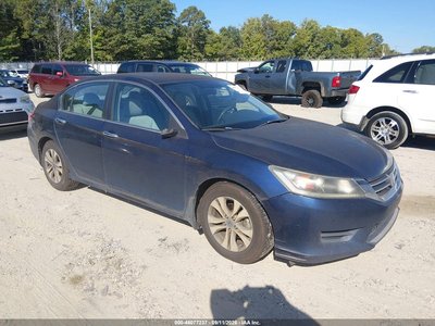 1HGCR2F34FA****** 2015 Honda Accord