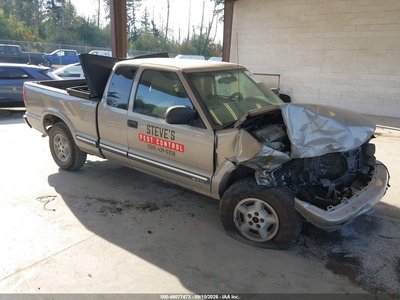 1GCDT19W118****** 2001 Chevrolet S-10