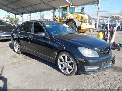 WDDGF4HB5EA****** 2014 Mercedes-Benz C-Class