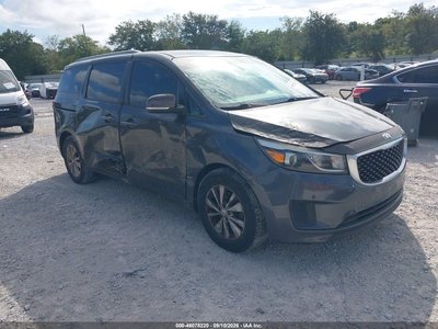 KNDMB5C17H6****** 2017 Kia Sedona
