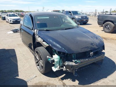 1VWAA7A30JC****** 2018 Volkswagen Passat