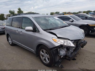 5TDKK3DC3FS****** 2015 Toyota Sienna