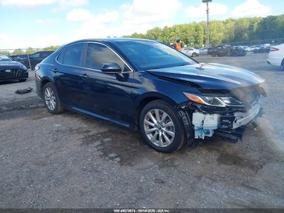 JTNB11HK2J3****** 2018 Toyota Camry