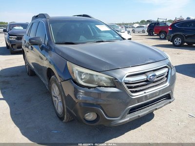 4S4BSACC3J3****** 2018 Subaru Outback