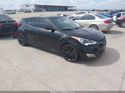 KMHTC6AD9DU****** 2013 Hyundai Veloster