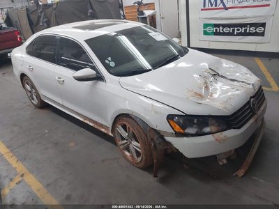 1VWCN7A38CC****** 2012 Volkswagen Passat